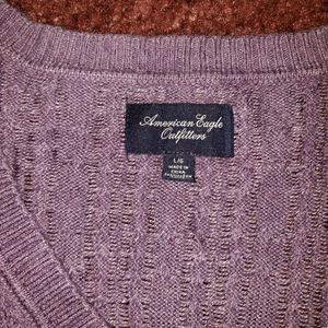 American Eagle sweater